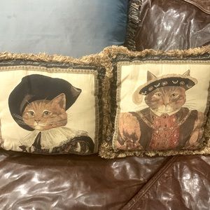 KING QUEEN CAT FELINE PILLOWS SET